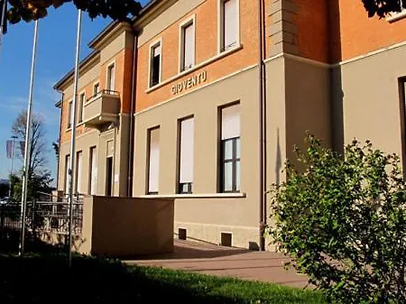 Hostel Della Gioventu Luciano Ferraris