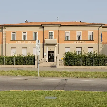 Hostel Della Gioventu Luciano Ferraris Parma